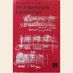 Po zarostlém chodníčku